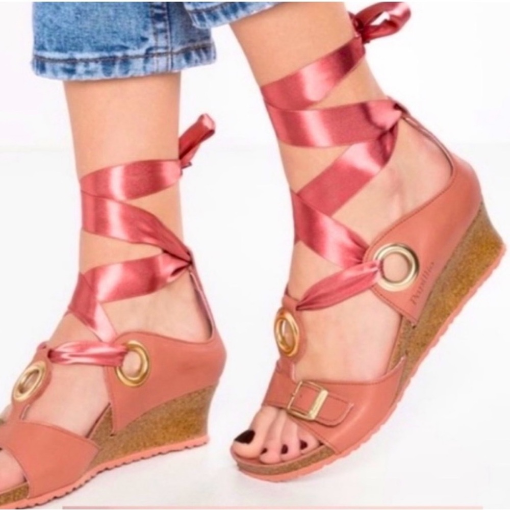 Papillio by. Birkenstock Emmy Ribbon in Leather Rose (dusty pink) so cute!